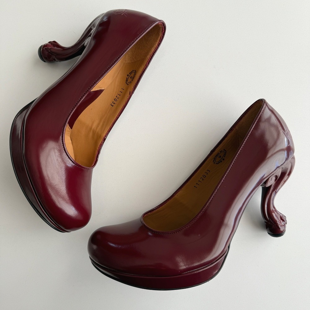 John‎ Fluevog NWOB Queen Transcendent Escarpin Burgundy Ball Claw Heel Shoes 9